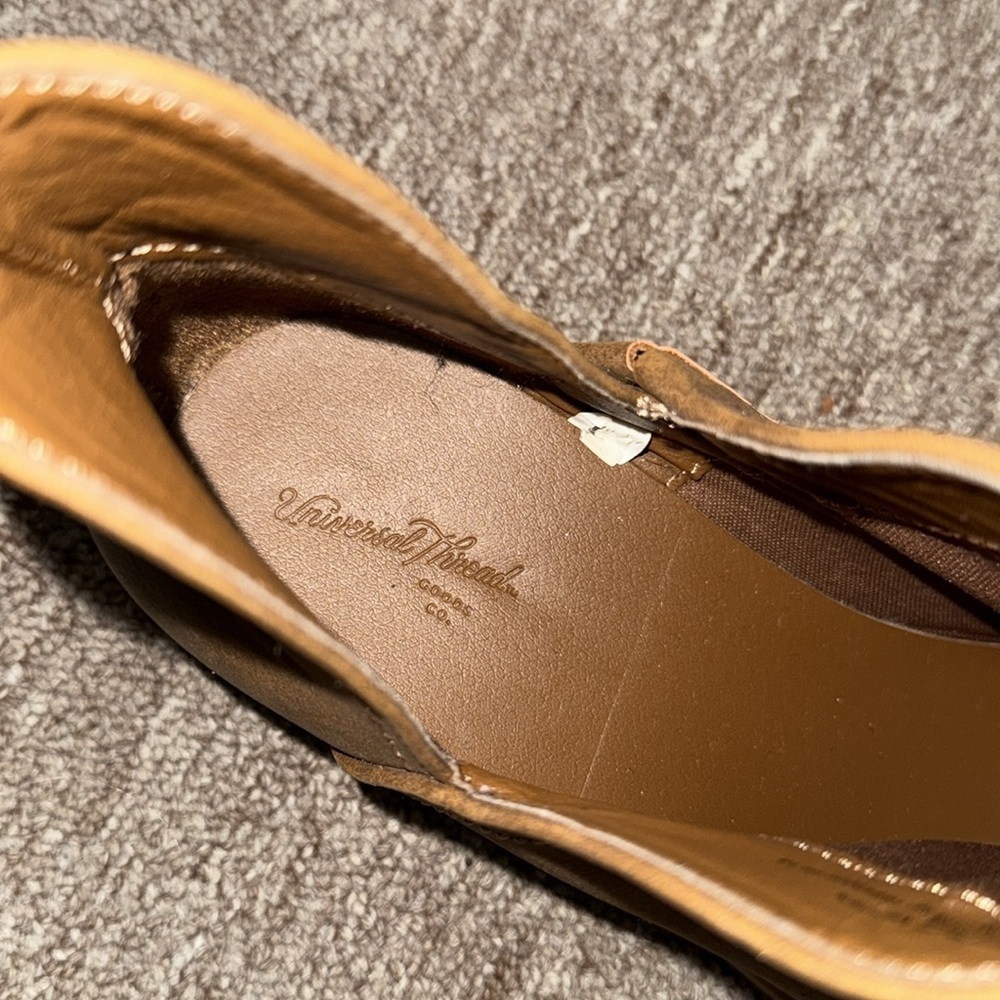 Women’s Universal Thread Brown Ankle Boots - Picture 2 of 6